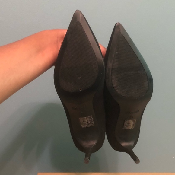 Black Petite Heels - Size 8 - Picture 2 of 3